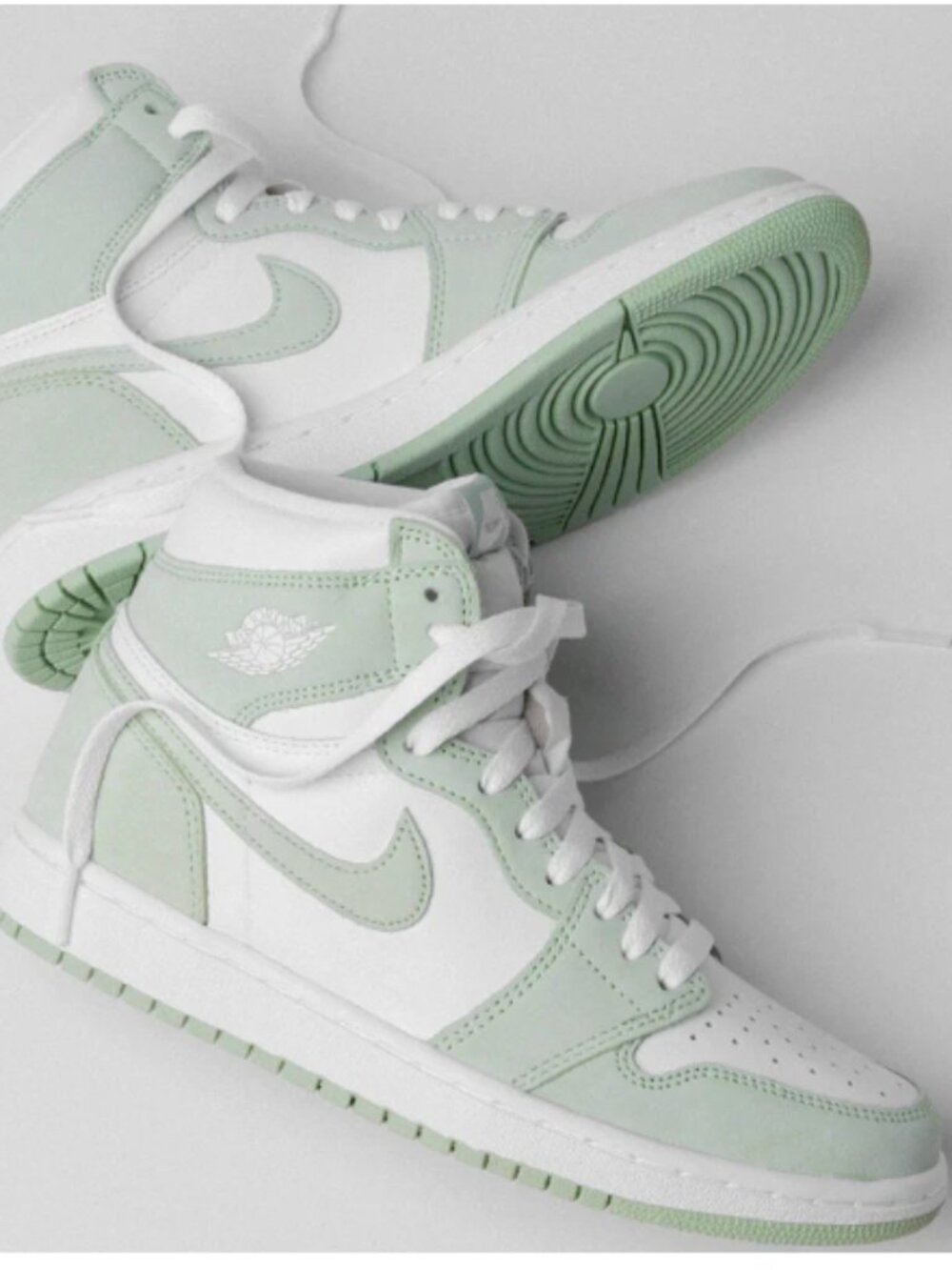 Nike Air Jordan 1 Retro High OG Women's sneakers in Seafoam size 7